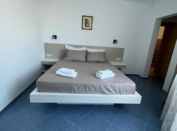 Penzion Satmar Lozenec