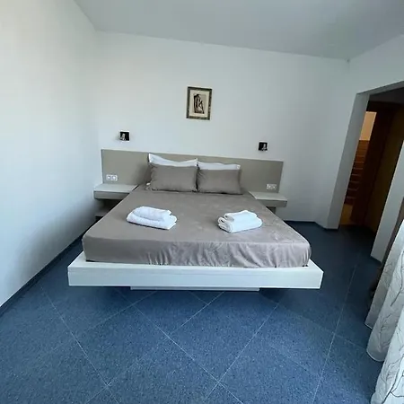 Pensiune Satmar Lozeneț